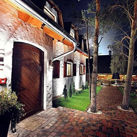 Karczma Rzym Bydgoszcz S5 Han/Misafirhane Lisi Ogon